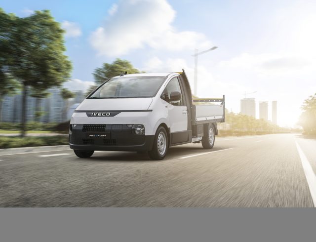 638617392420592207-640x490