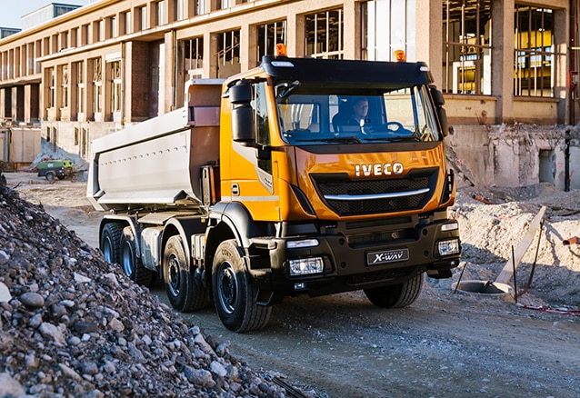 IVECO X-WAY Lastwagen