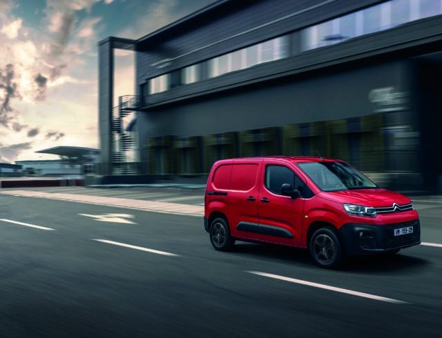 2021_Berlingo_Van_1-640x490