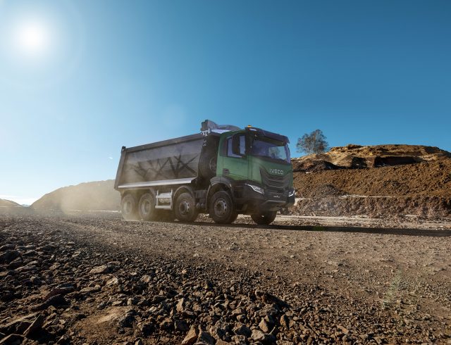 05_TWay_510_20_9239-640x490