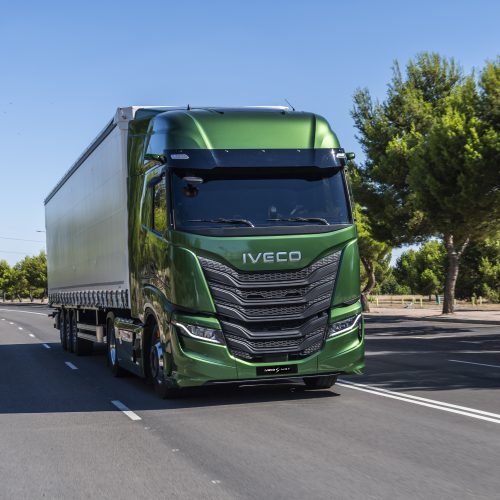 S-Way_MY24_Sattelzug-5-1-500x500