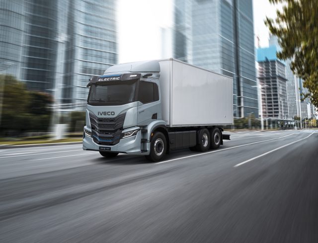 638617532961999083-640x490