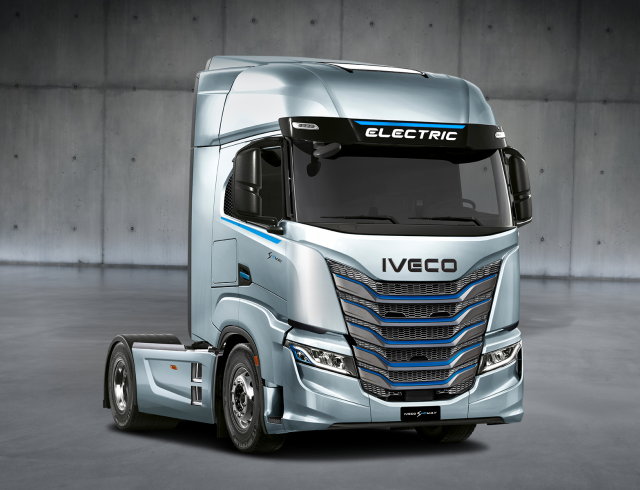 IVECO-S-E-way-1-640x490